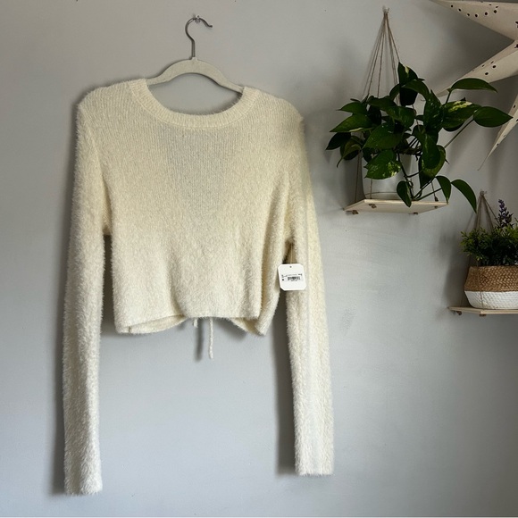 NWT Altard state white sparkly cross back winter sweater size XL extra large - Picture 2 of 6